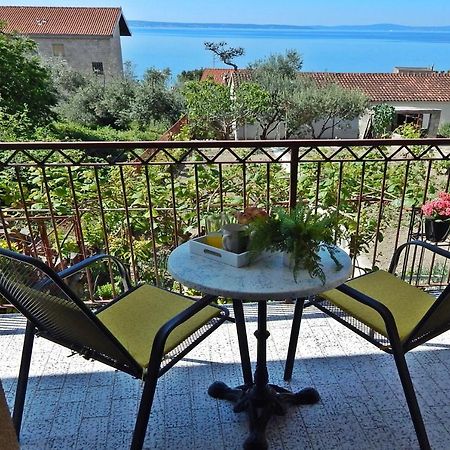 Apartment Marina Podstrana Bagian luar foto