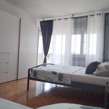 Apartment Marina Podstrana Bagian luar foto