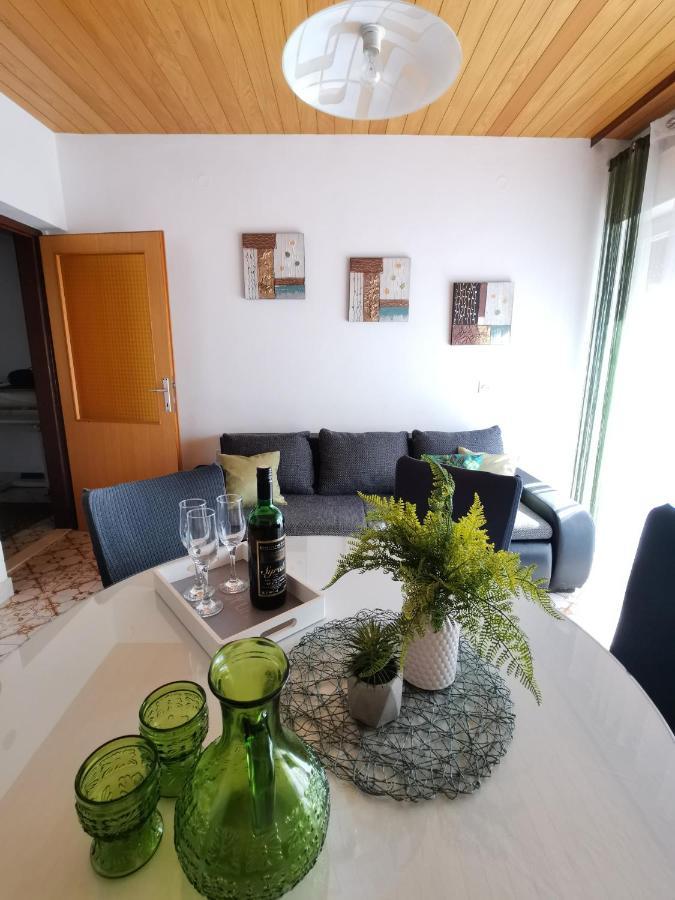 Apartment Marina Podstrana Bagian luar foto