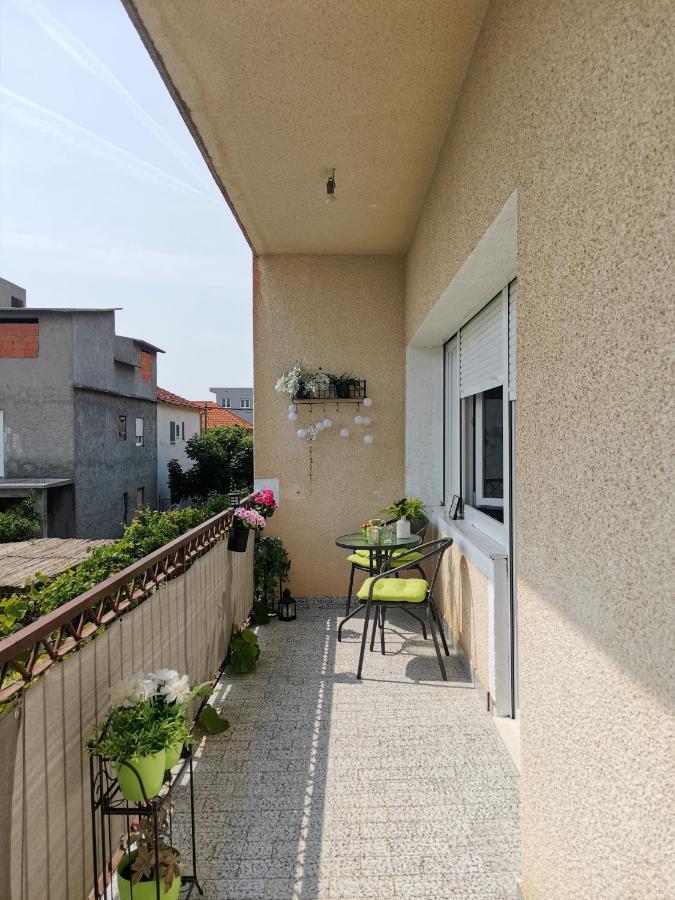 Apartment Marina Podstrana Bagian luar foto