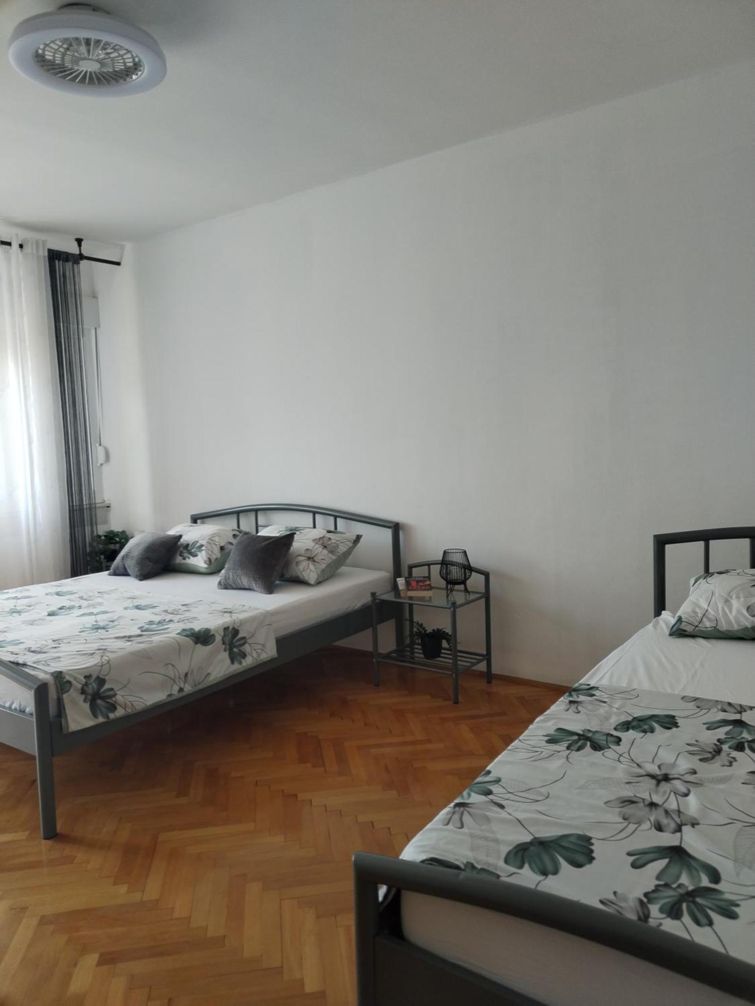 Apartment Marina Podstrana Bagian luar foto